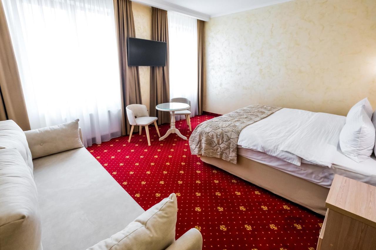 Hotel France Vinnytsia Extérieur photo