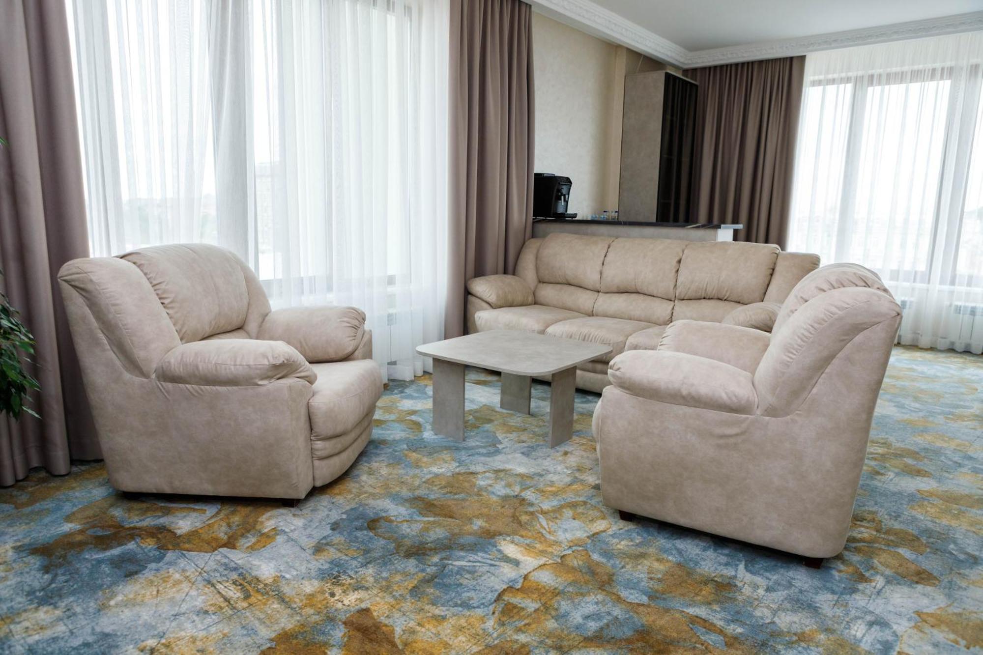 Hotel France Vinnytsia Extérieur photo