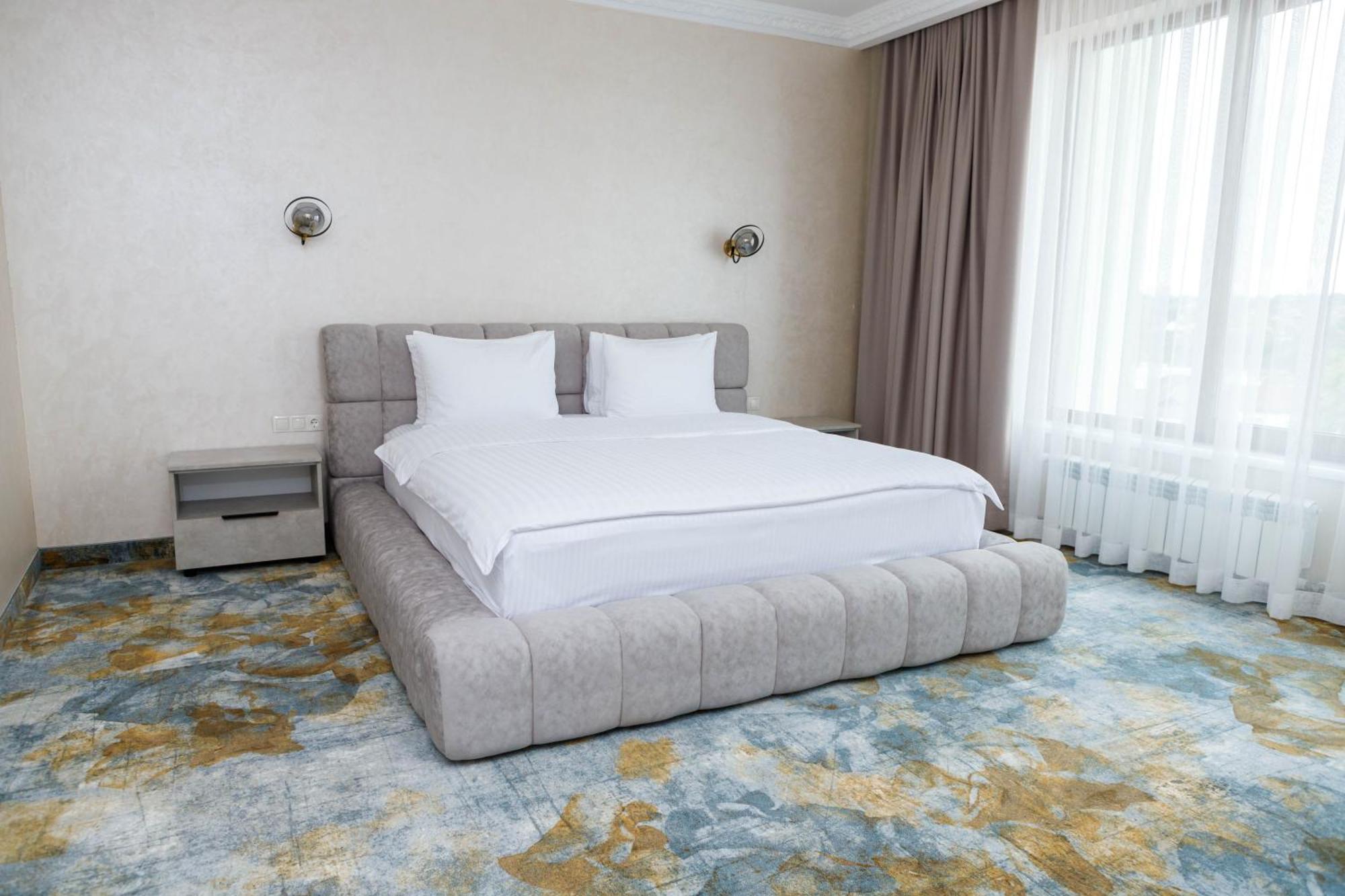 Hotel France Vinnytsia Extérieur photo
